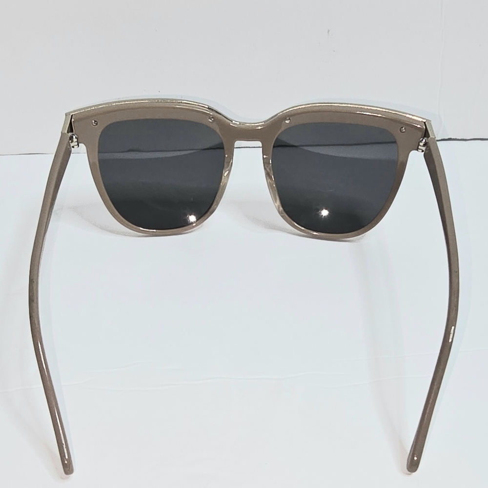 Perverse Camel Color Rhinestone Glasses in Great Condition - Picture 2 of 5